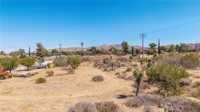 8804 Warren Vista Avenue, Yucca Valley, CA 92284