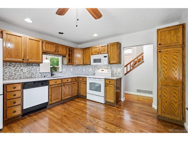 10207 Feldspar Ct, Parker, CO 80134