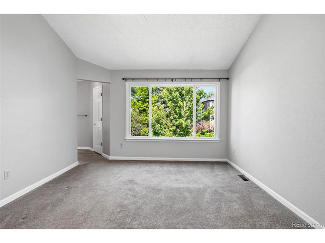 10207 Feldspar Ct, Parker, CO 80134