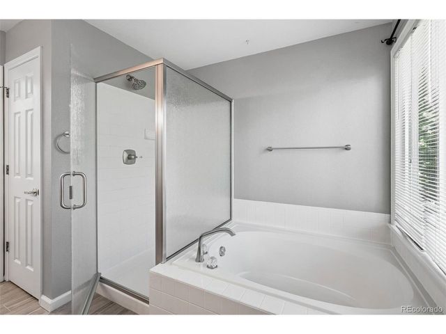10207 Feldspar Ct, Parker, CO 80134