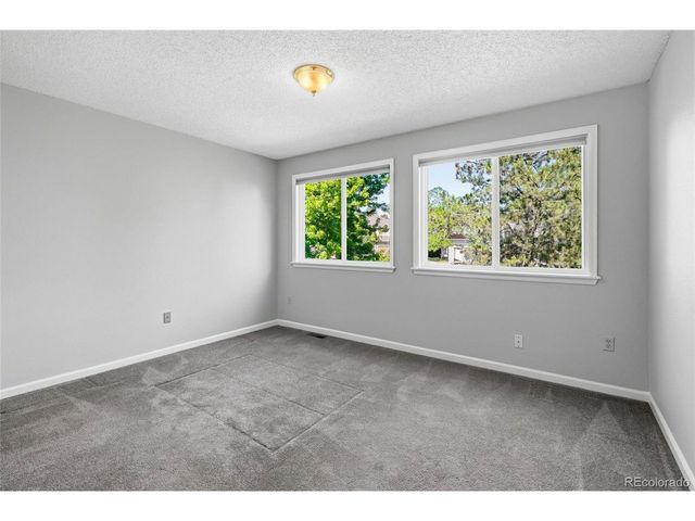 10207 Feldspar Ct, Parker, CO 80134