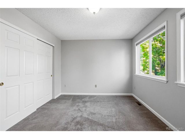 10207 Feldspar Ct, Parker, CO 80134