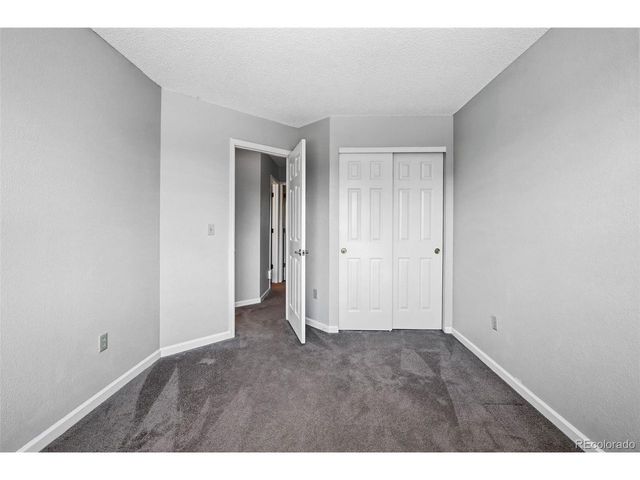 10207 Feldspar Ct, Parker, CO 80134