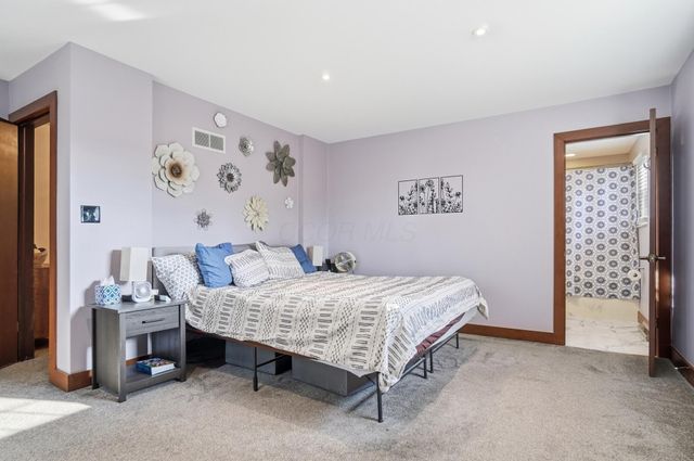 4195 Schirtzinger Road, Hilliard, OH 43026