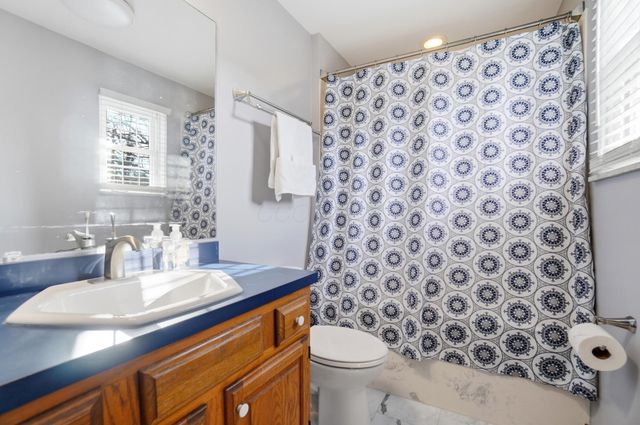 4195 Schirtzinger Road, Hilliard, OH 43026