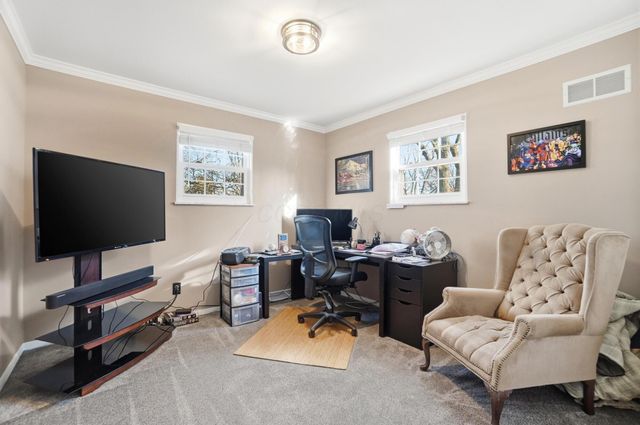 4195 Schirtzinger Road, Hilliard, OH 43026