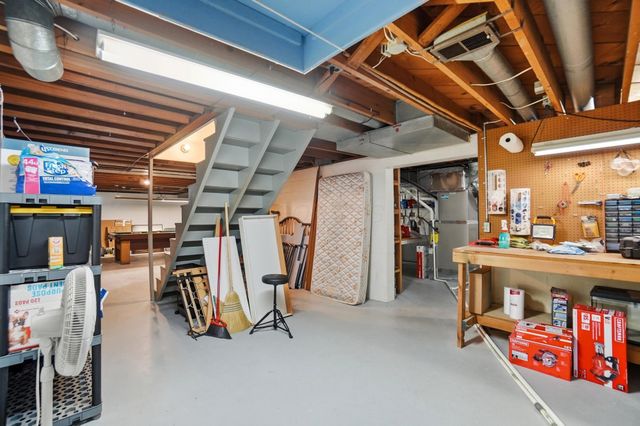 4195 Schirtzinger Road, Hilliard, OH 43026