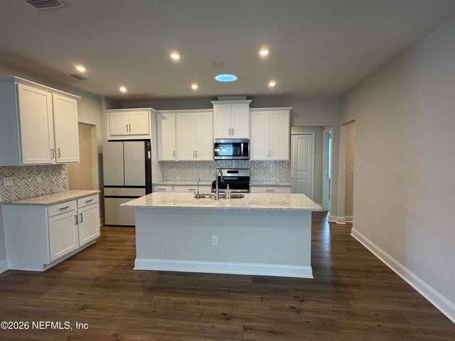 12011 ELDERBANK Drive, Jacksonville, FL 32256