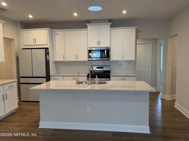 12011 ELDERBANK Drive, Jacksonville, FL 32256