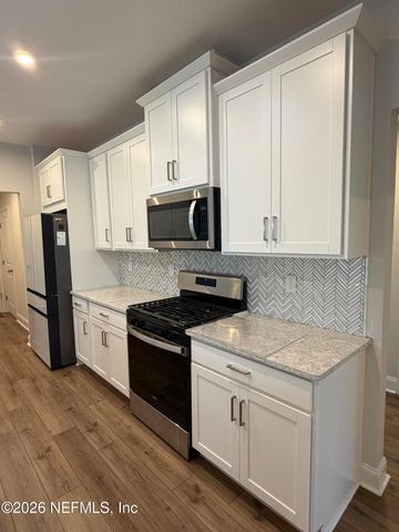 12011 ELDERBANK Drive, Jacksonville, FL 32256