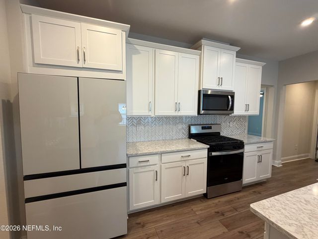 12011 ELDERBANK Drive, Jacksonville, FL 32256