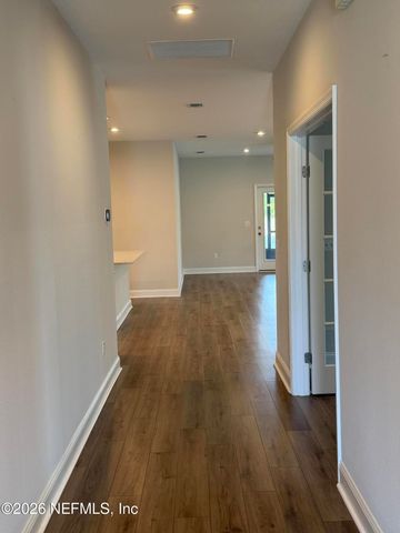 12011 ELDERBANK Drive, Jacksonville, FL 32256