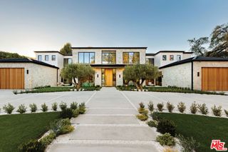 5345 Encino Avenue, Encino, CA 91316