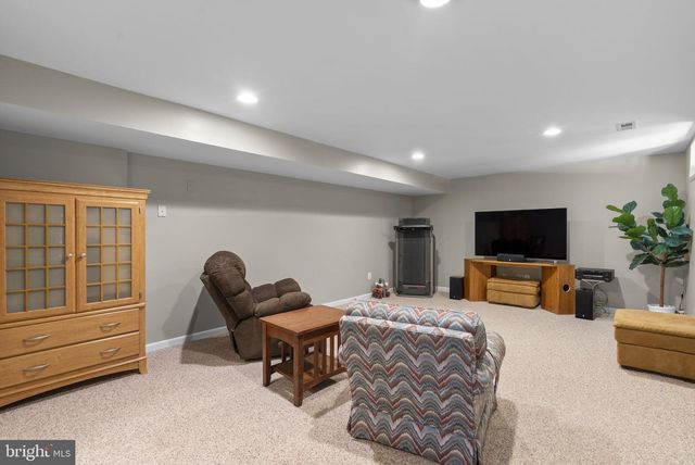 22335 NEWCUT RD, Clarksburg, MD 20871