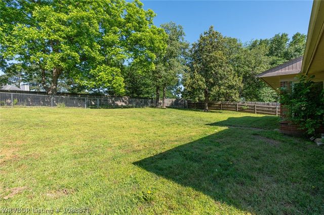 3016 Windrift Cove, Fort Smith, AR 72903