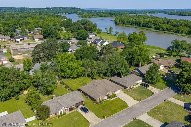3016 Windrift Cove, Fort Smith, AR 72903