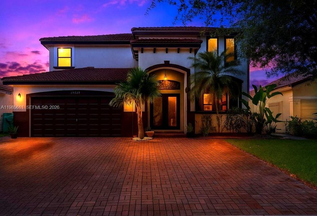 22542 SW 103rd Ct, Cutler Bay, FL 33190