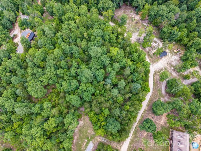 6 Dobsons Knob Loop, Marion, NC 28752