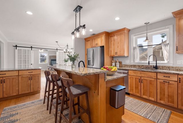 8 Concord Terrace 8, Framingham, MA 01702