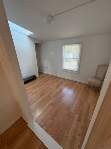 158 A BAYBERRY Lane, Danbury, CT 06811