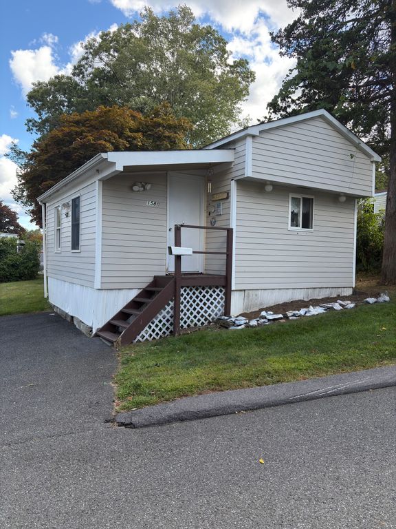 158 A BAYBERRY Lane, Danbury, CT 06811