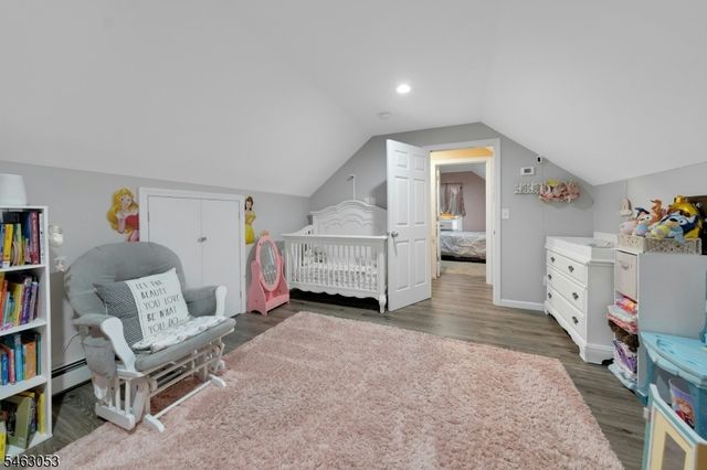 33 E Passaic St, Rochelle Park Twp., NJ 07662