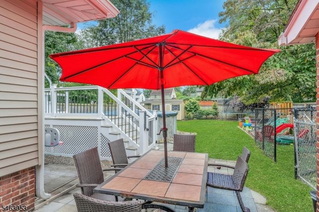 33 E Passaic St, Rochelle Park Twp., NJ 07662