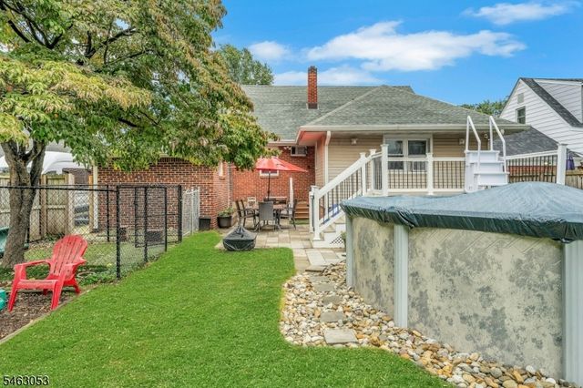 33 E Passaic St, Rochelle Park Twp., NJ 07662