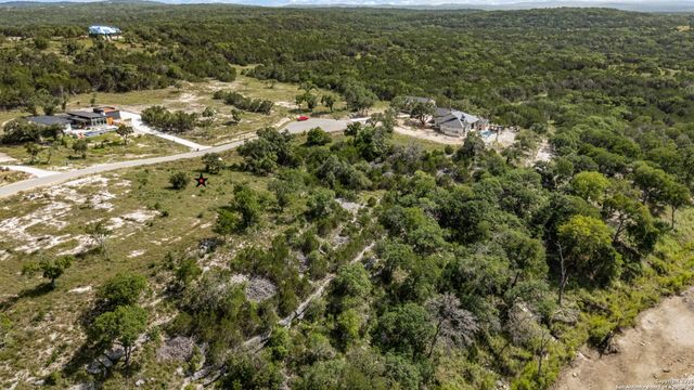 913 Blueridge Vw, Canyon Lake, TX 78133