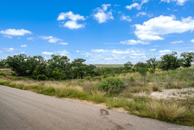 913 Blueridge Vw, Canyon Lake, TX 78133