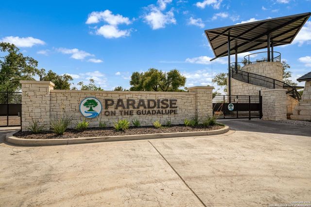 913 Blueridge Vw, Canyon Lake, TX 78133