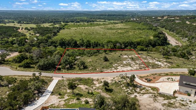 913 Blueridge Vw, Canyon Lake, TX 78133