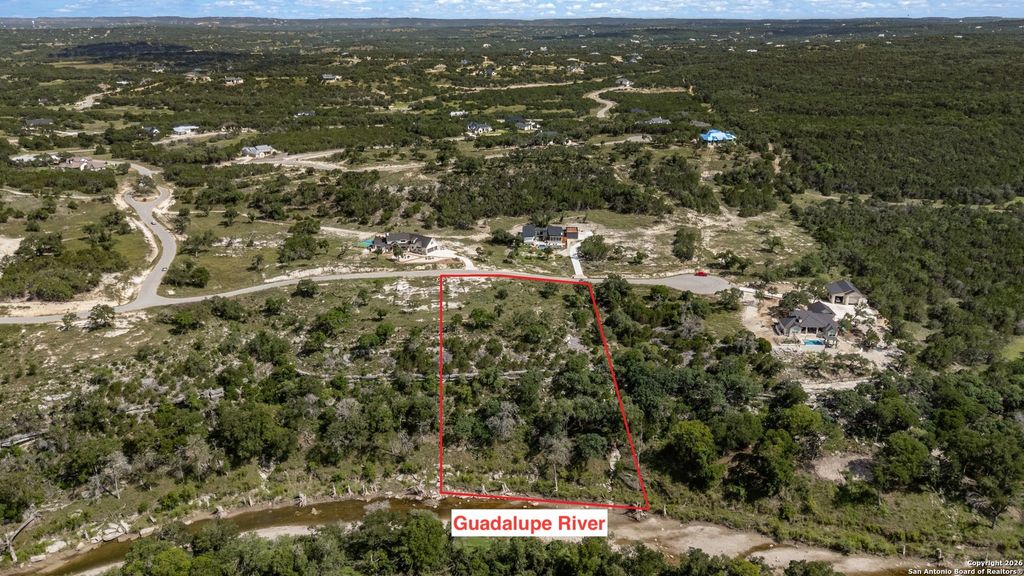 913 Blueridge Vw, Canyon Lake, TX 78133