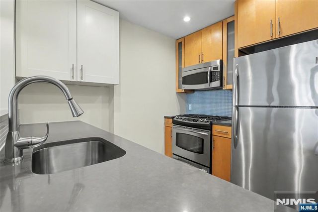 3312 Hudson 7F, Union City, NJ 07087