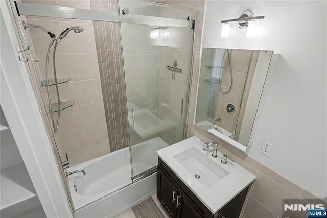 3312 Hudson 7F, Union City, NJ 07087