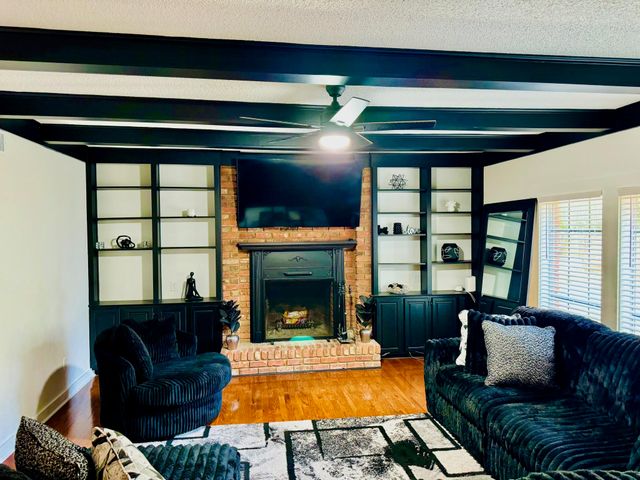 8699 CHERRY SPRING DR, Memphis, TN 38016