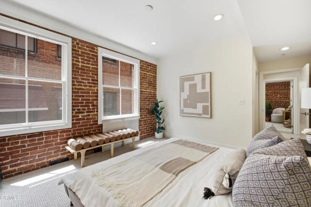 139 S Los Robles Avenue 205, Pasadena, CA 91101