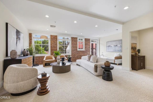 139 S Los Robles Avenue 205, Pasadena, CA 91101