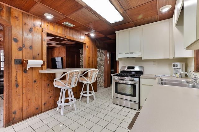 314 DUE EAST STREET, New Smyrna Beach, FL 32169