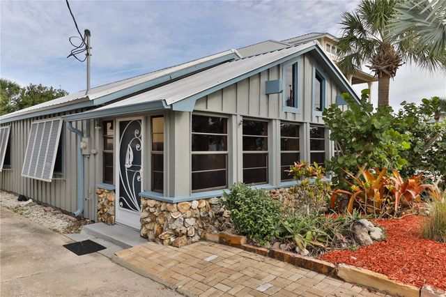 314 DUE EAST STREET, New Smyrna Beach, FL 32169