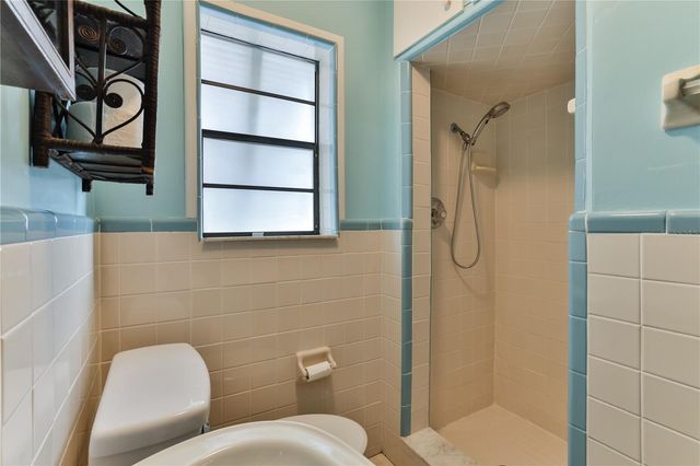 314 DUE EAST STREET, New Smyrna Beach, FL 32169