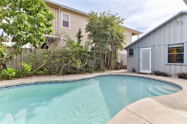 314 DUE EAST STREET, New Smyrna Beach, FL 32169