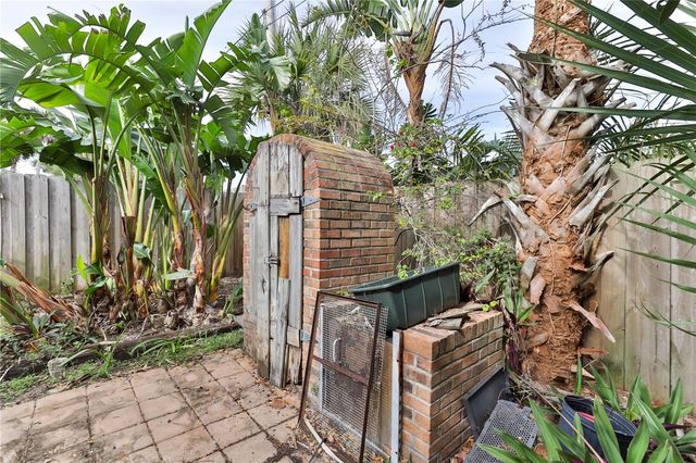 314 DUE EAST STREET, New Smyrna Beach, FL 32169