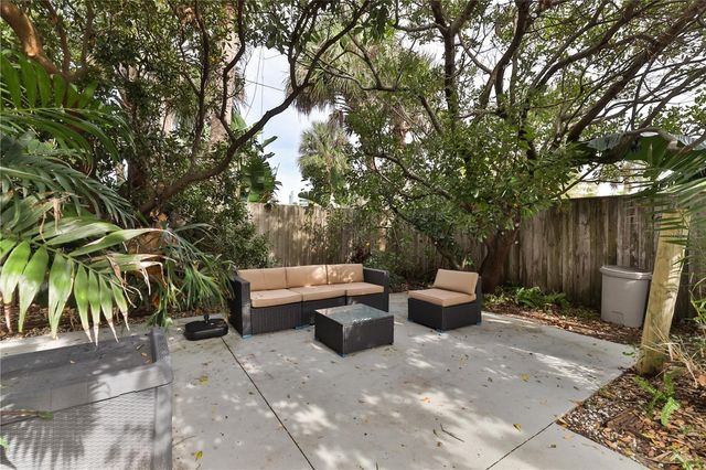 314 DUE EAST STREET, New Smyrna Beach, FL 32169