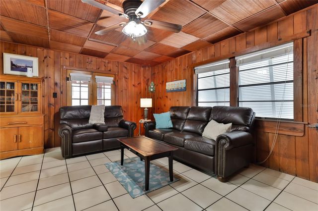 314 DUE EAST STREET, New Smyrna Beach, FL 32169