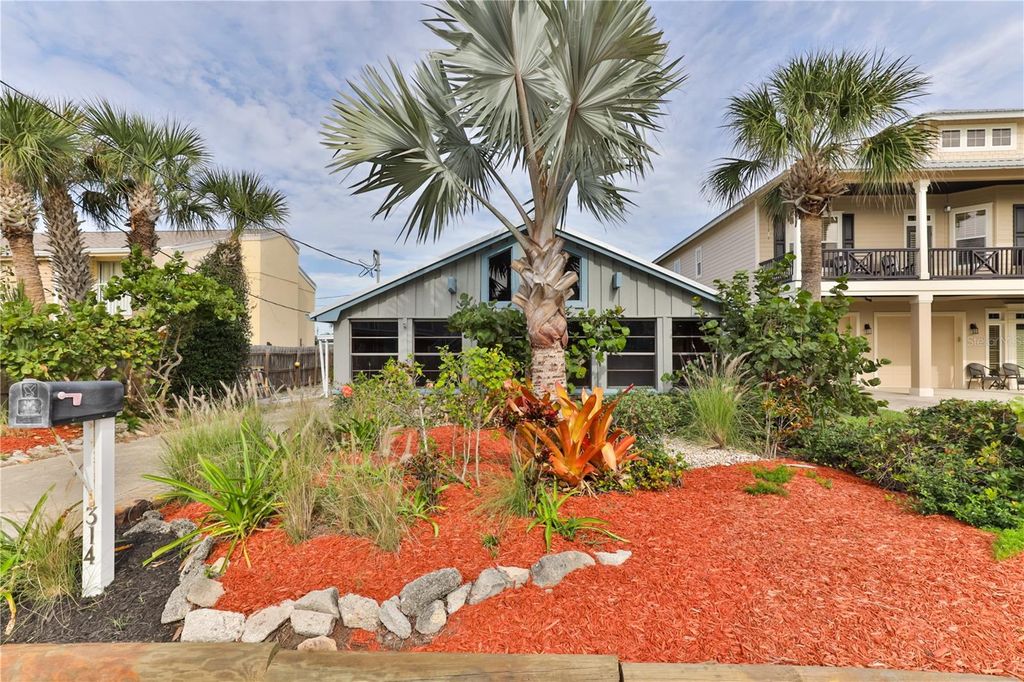 314 DUE EAST STREET, New Smyrna Beach, FL 32169