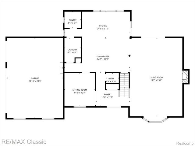 5067 Oakwood Court, Commerce Charter Township, MI 48382