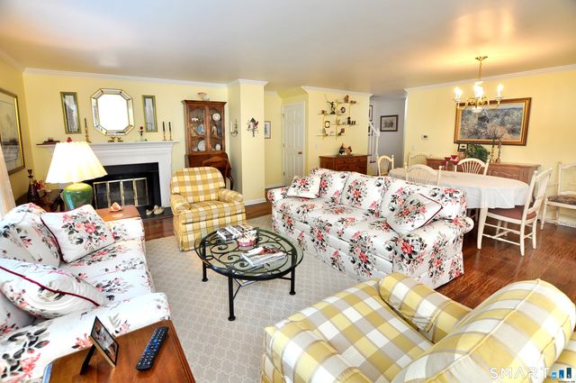 15 Bridgewater Common 15, Bridgewater, CT 06752