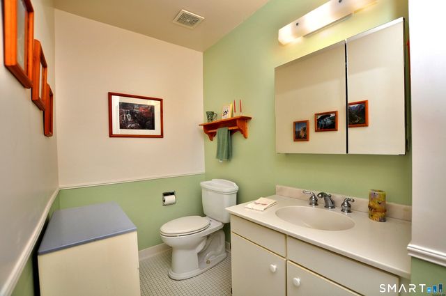 15 Bridgewater Common 15, Bridgewater, CT 06752