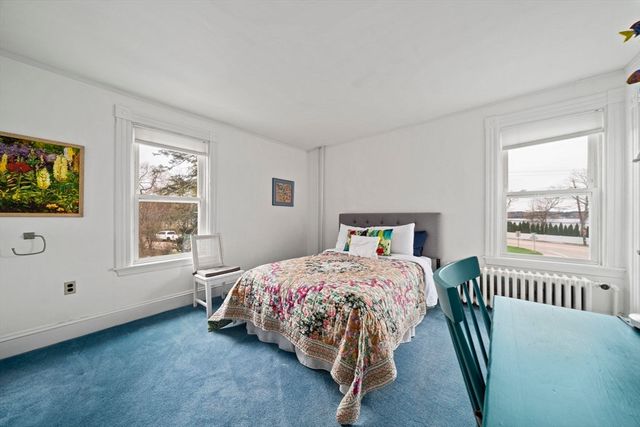 2 East St, Sharon, MA 02067